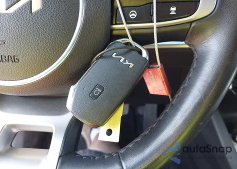 2024 Kia K5 Gt-Line from USA, damaged, VIN 5XXG64J29RG228014